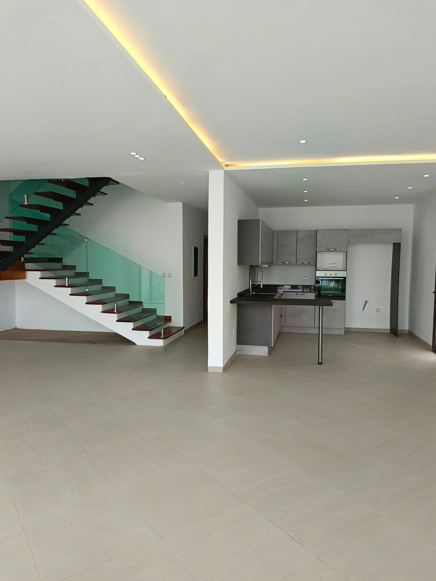 Villa Duplex 5 Pièces – Cocody Bingerville (Anan)
