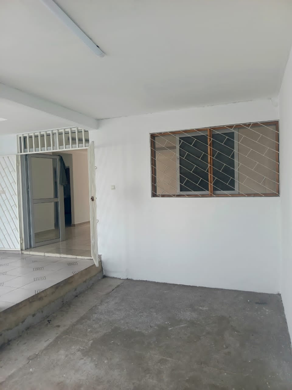 Villa Basse 4 Pièces avec Dépendance à Cocody Riviera Golf – Les Jardins