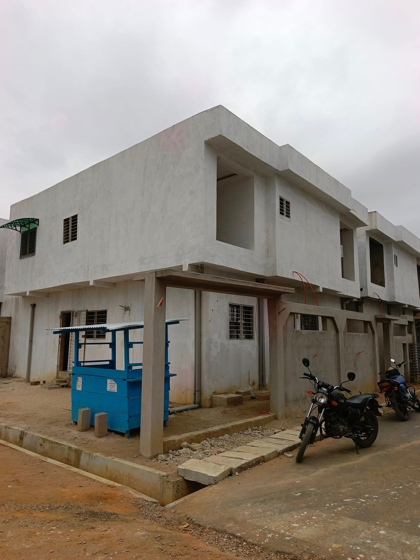 Villa Duplex 5 Pièces – Urgence à Saisir – Bingerville