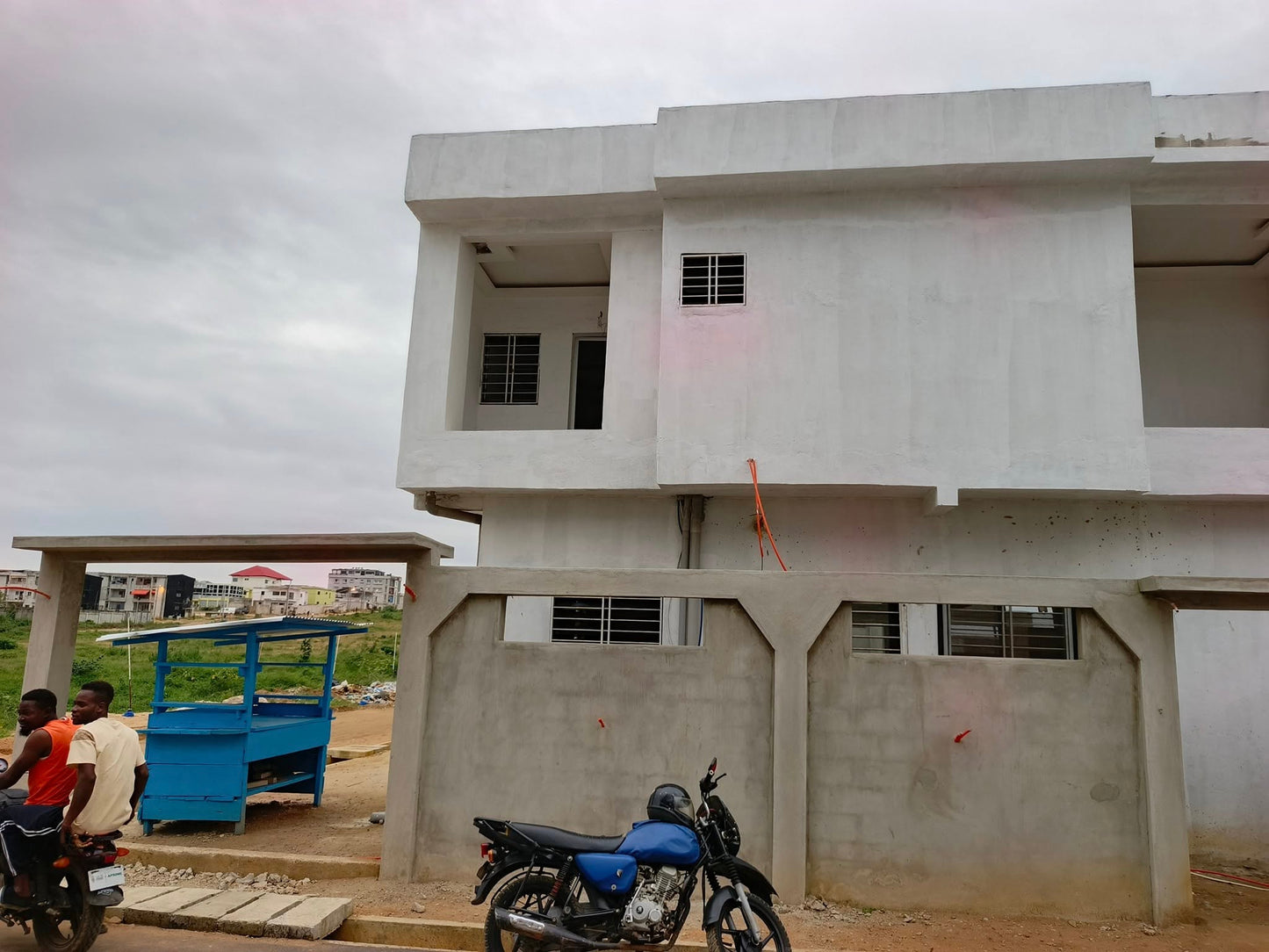 Villa Duplex 5 Pièces – Urgence à Saisir – Bingerville