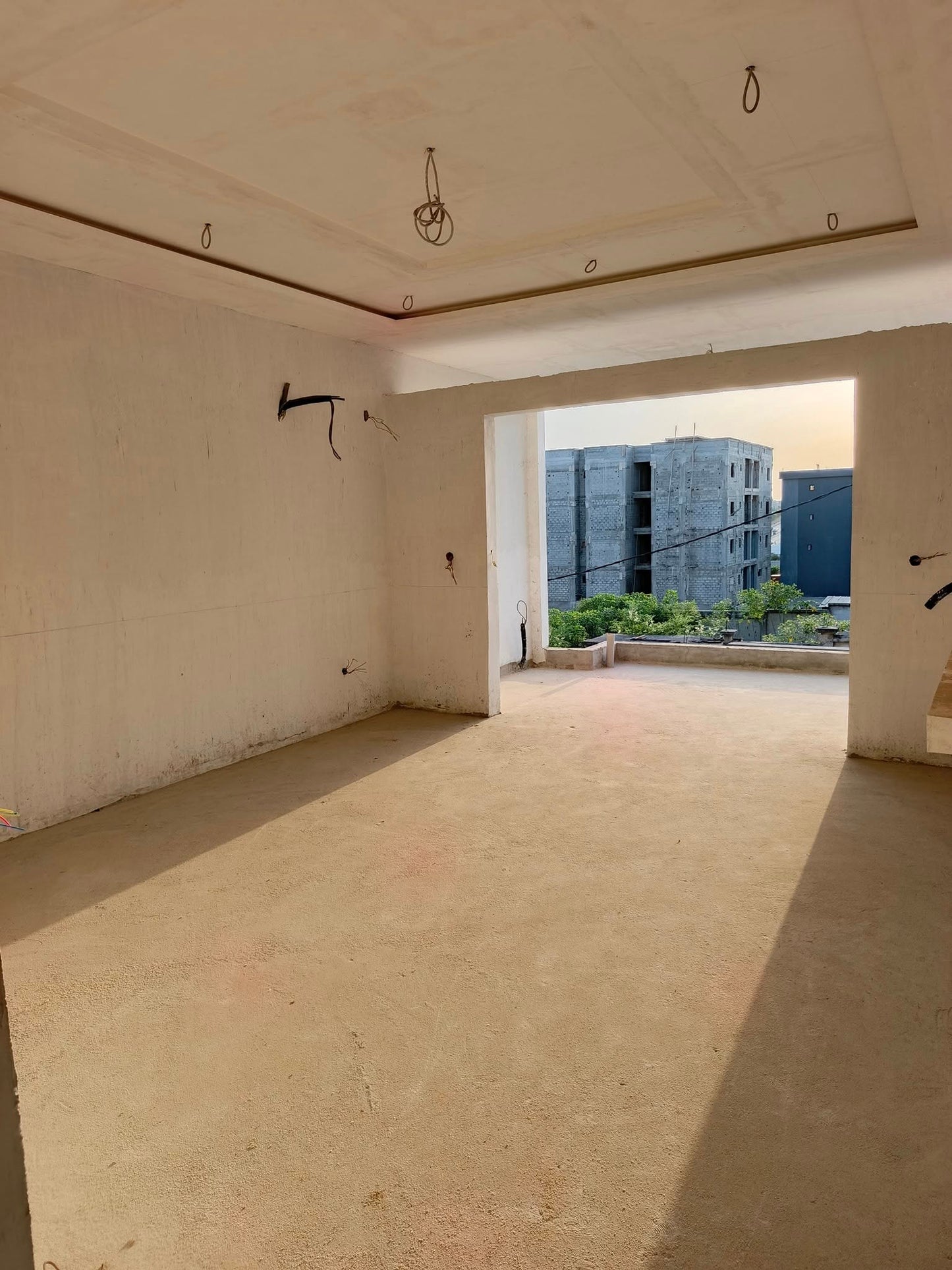 Duplex 8 Pièces avec Piscine – Cocody Angré Nouveau CHU