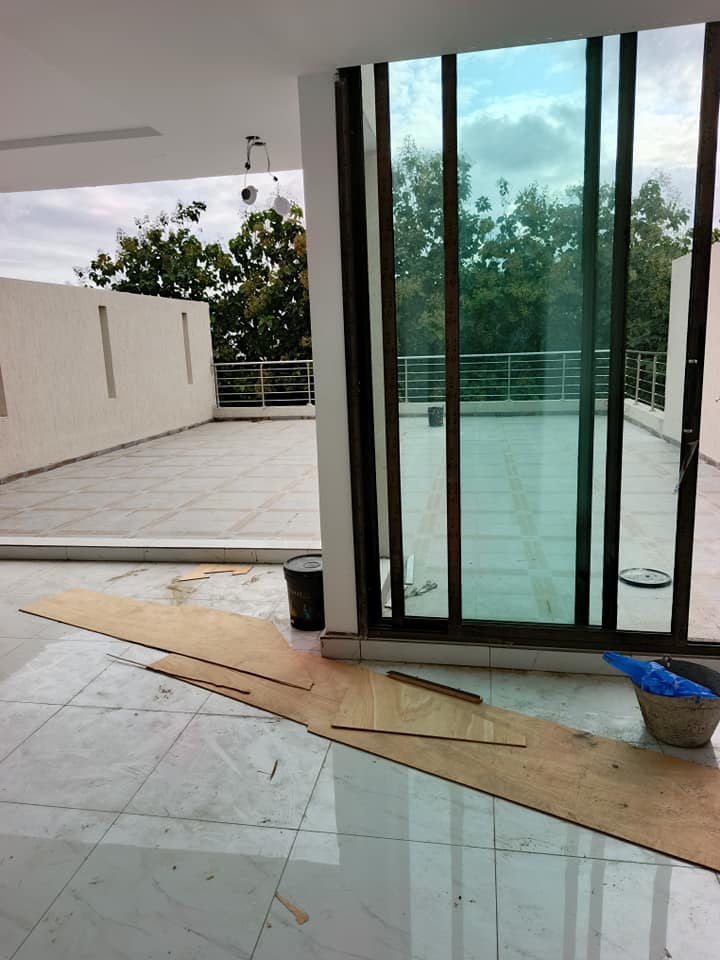 Triplex Haut Standing 7 Pièces avec Terrasse et Garage – Cocody Riviera Faya Jules Verne