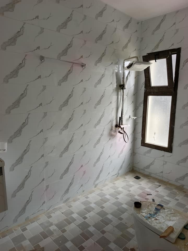 Triplex Haut Standing 7 Pièces avec Terrasse et Garage – Cocody Riviera Faya Jules Verne