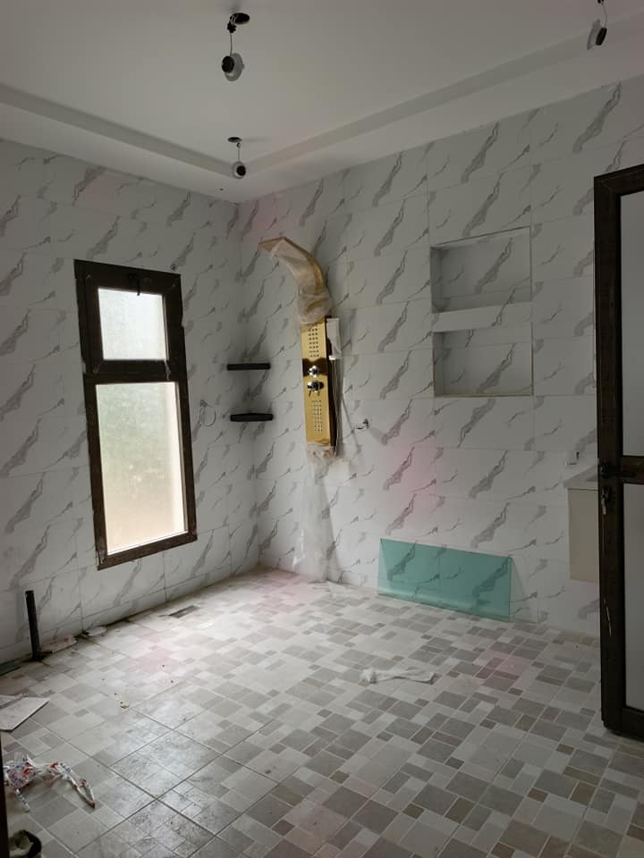Triplex Haut Standing 7 Pièces avec Terrasse et Garage – Cocody Riviera Faya Jules Verne