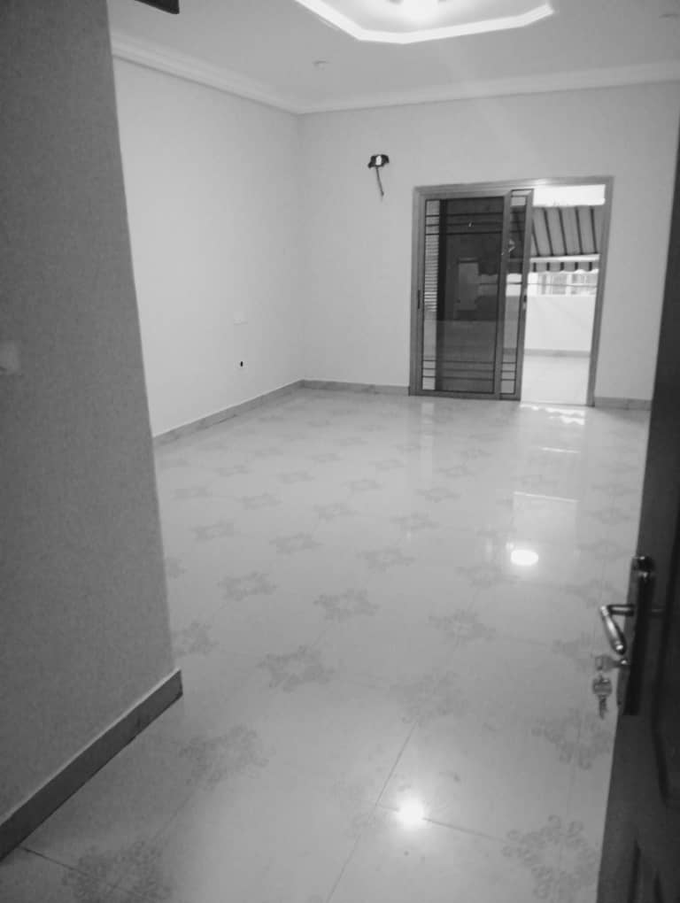 Appartement 3 Pièces – Cocody Riviera 4 (M’Badon)