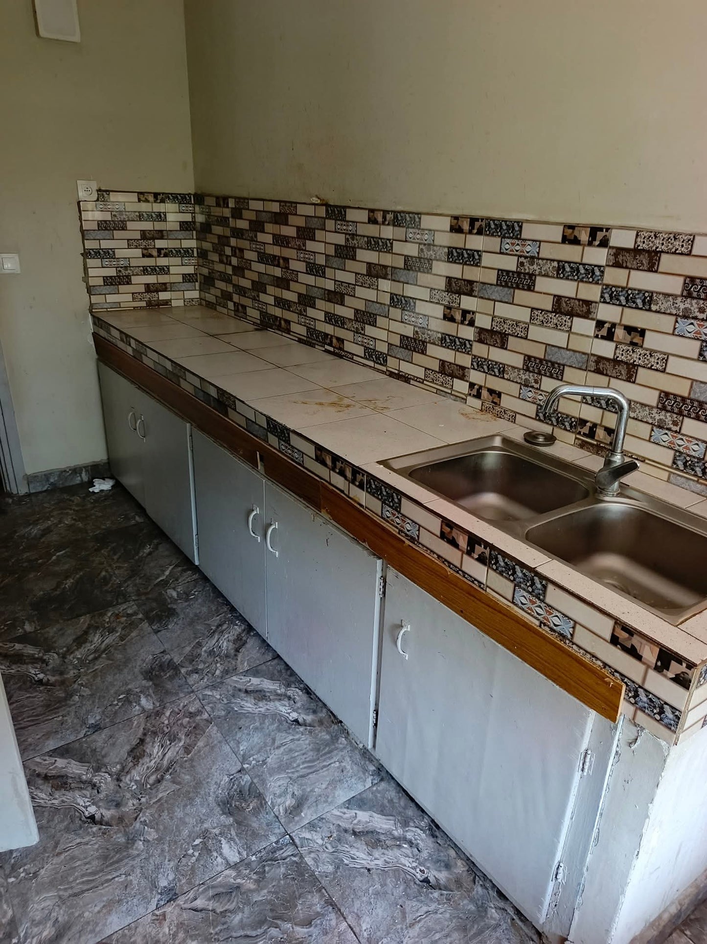 Appartement 3 Pièces – Plateau (Centre des Affaires) - À Louer / À Vendre