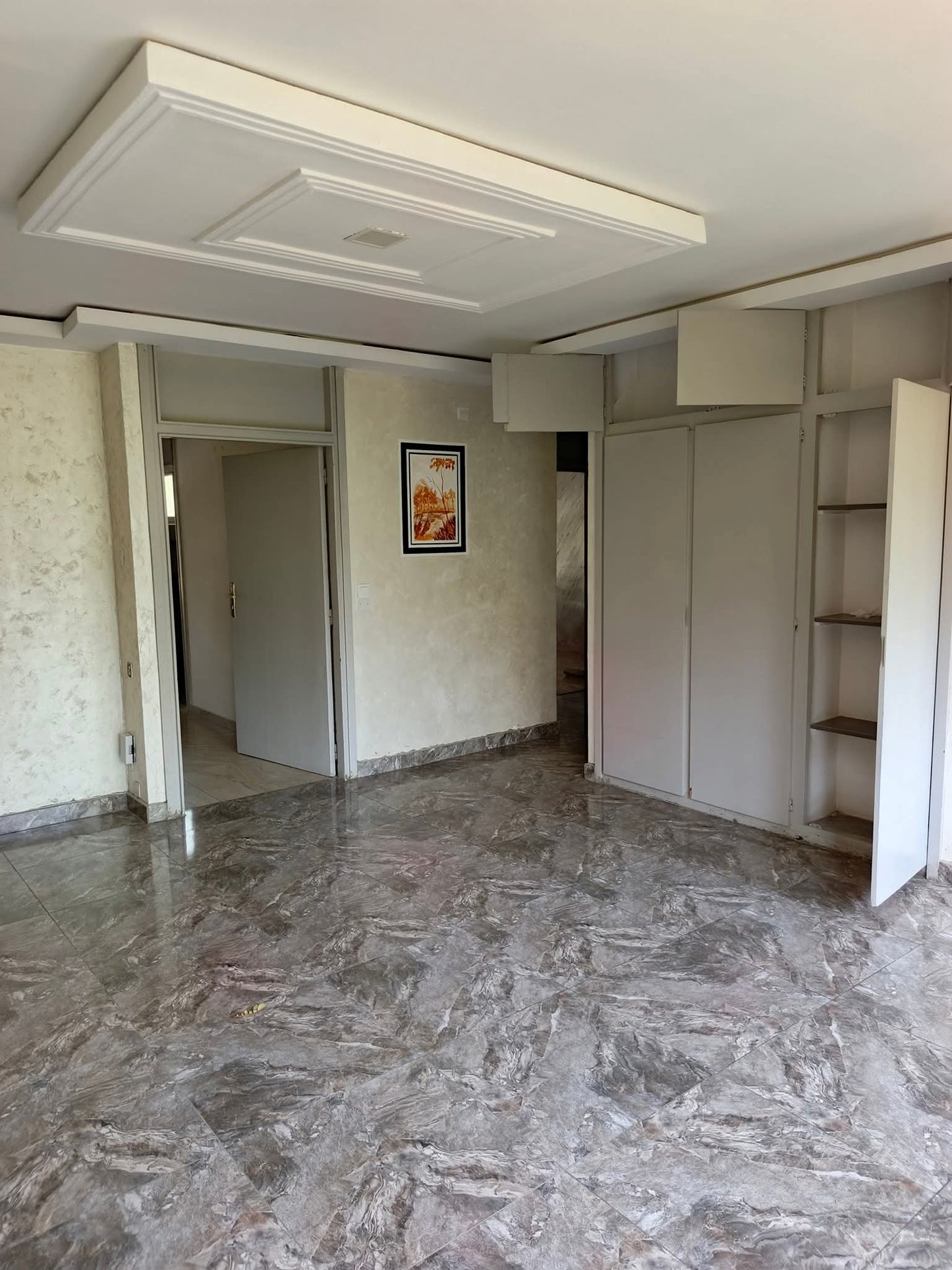 Appartement 3 Pièces – Plateau (Centre des Affaires) - À Louer / À Vendre