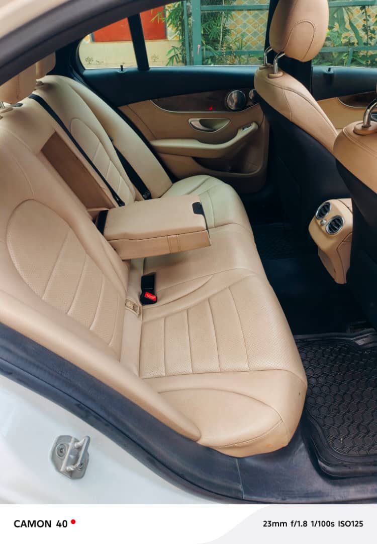 Mercedes C300 Année 2016