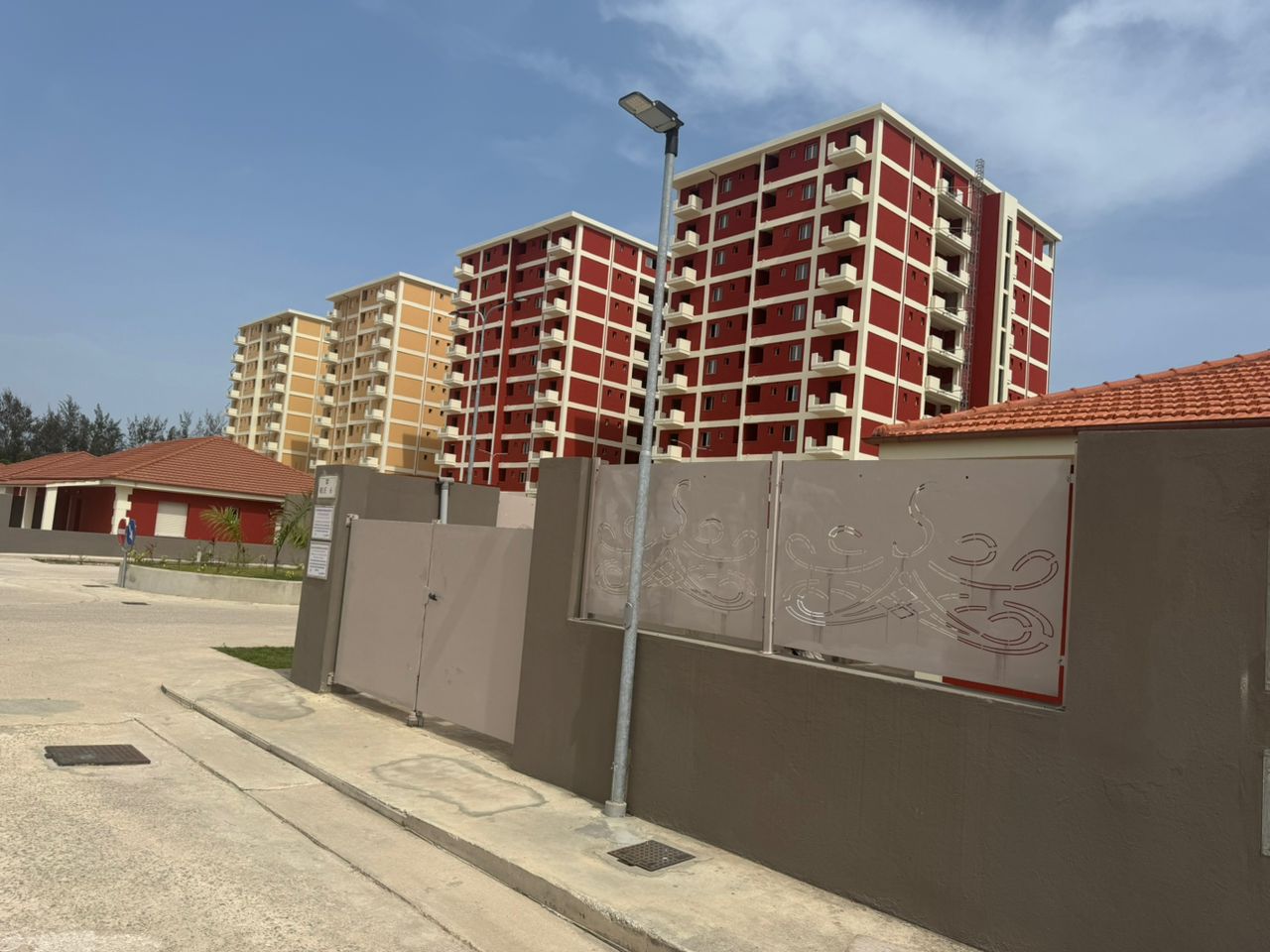 Villa Basse 4 Pièces avec Jardin | Bassam, Cité Italienne