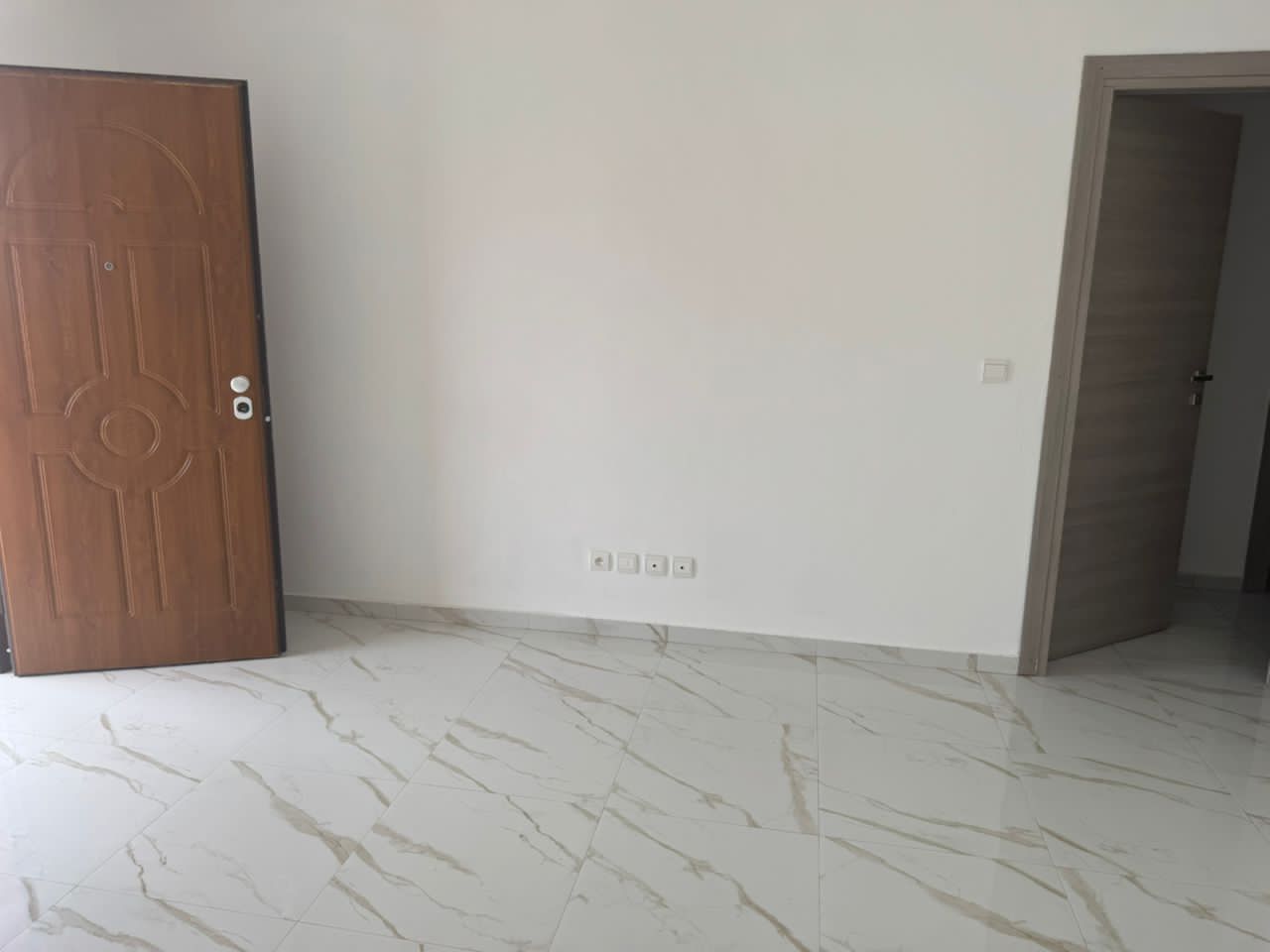 Villa Basse 4 Pièces avec Jardin | Bassam, Cité Italienne