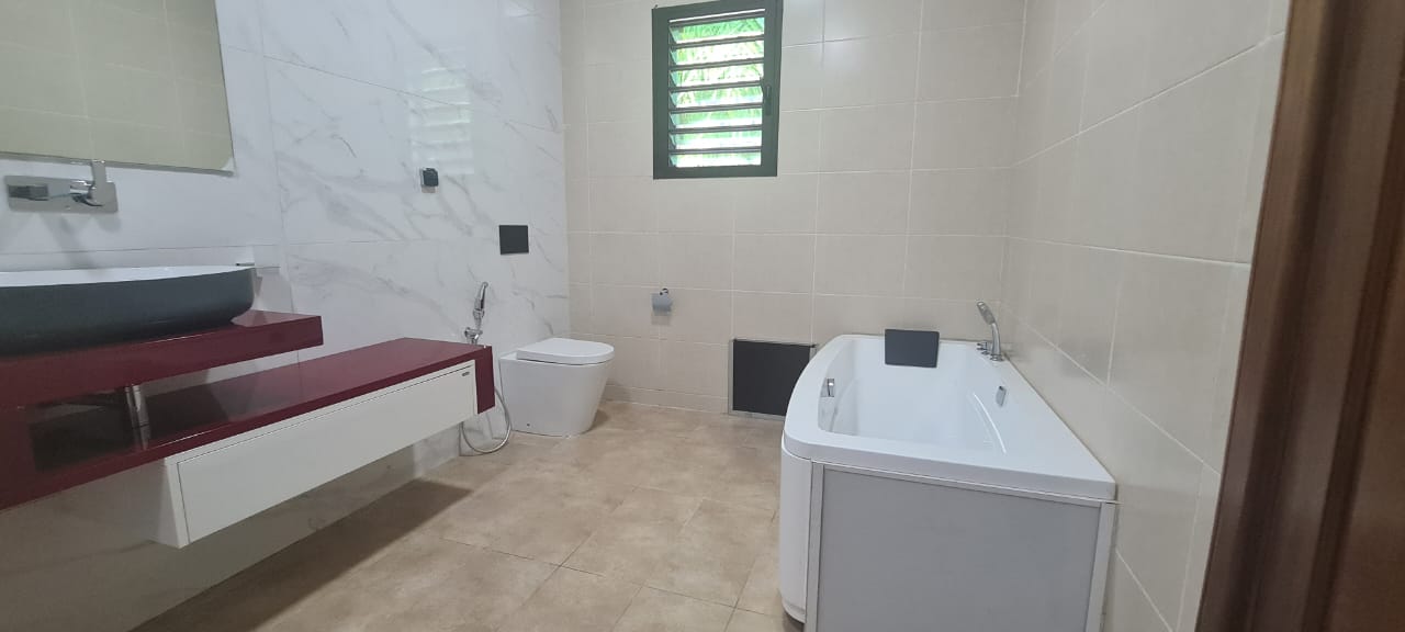 Villa Duplex 5 Pièces avec Piscine – Riviera 3 Synacassi