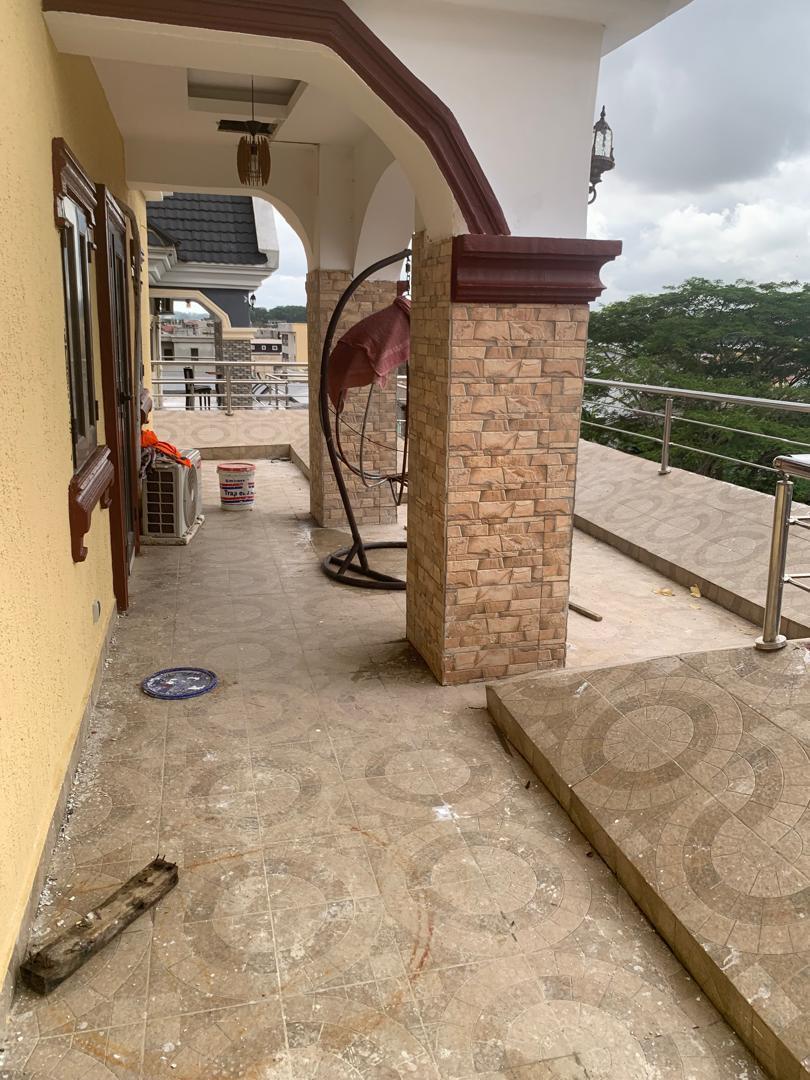 Duplex 6 Pièces avec Jacuzzi – Cocody Abatta Bcao