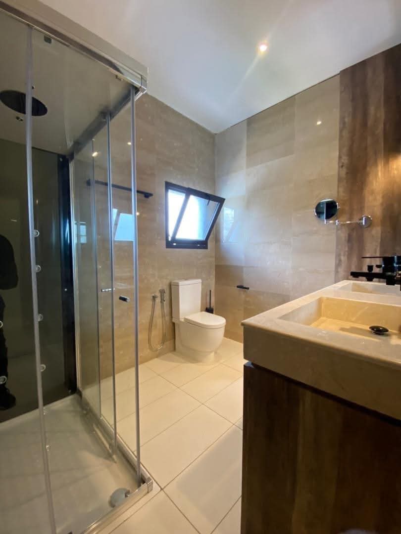 Villa Duplex 6 Pièces avec Piscine – Riviera M’Pouto