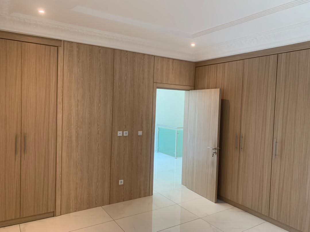 Villa Duplex 6 Pièces avec Piscine – Riviera M’Pouto