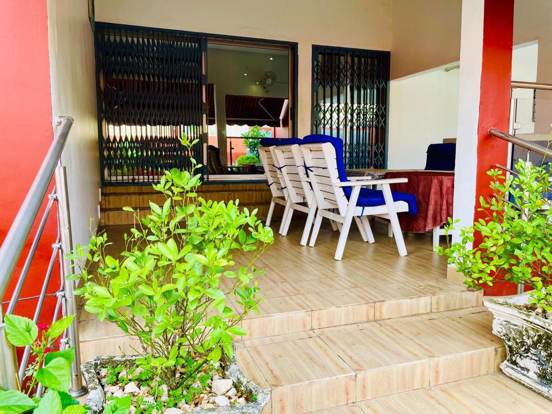 Villa Meublée 6 Pièces avec Piscine – Riviera Bonoumin