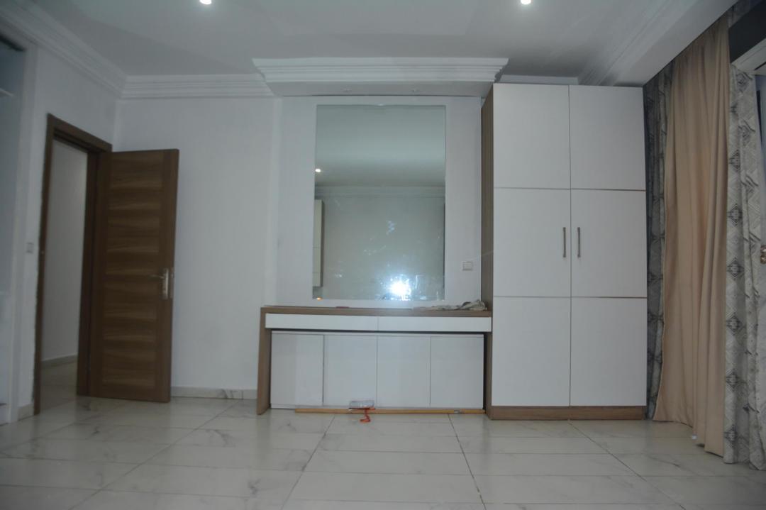 Appartement 4 Pièces avec Balcon – Riviera 4 M’Badon