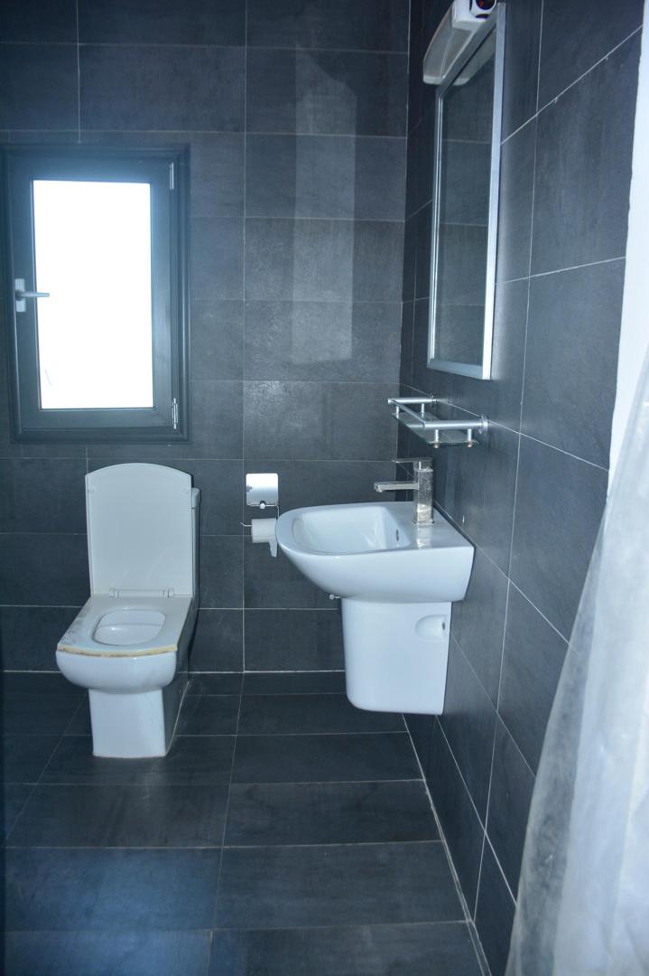 Appartement 4 Pièces avec Balcon – Riviera 4 M’Badon