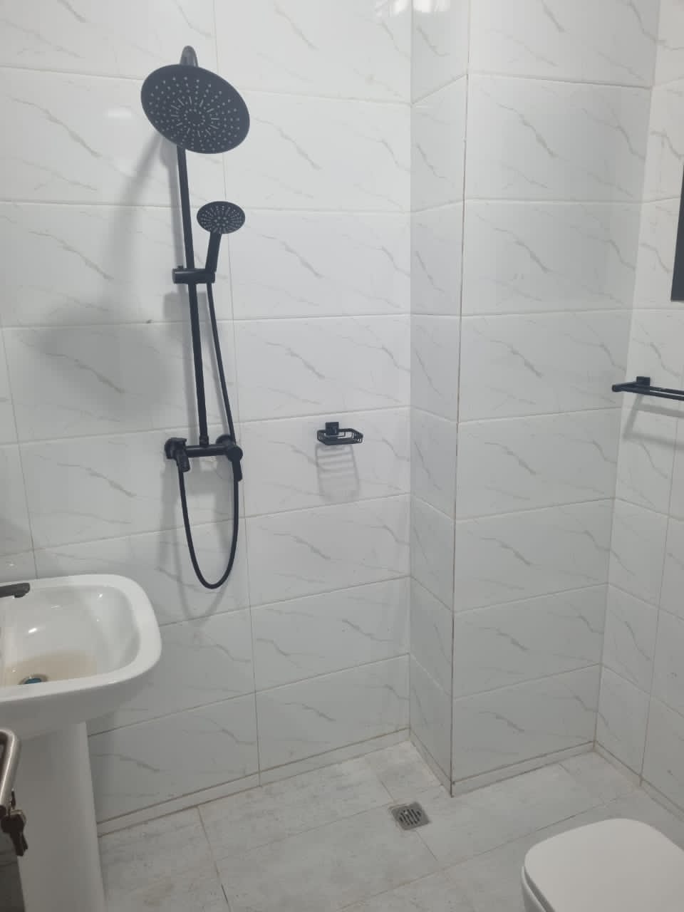 Appartement 4 Pièces avec Cour & Jardin – Riviera 4 Ambassade de chine