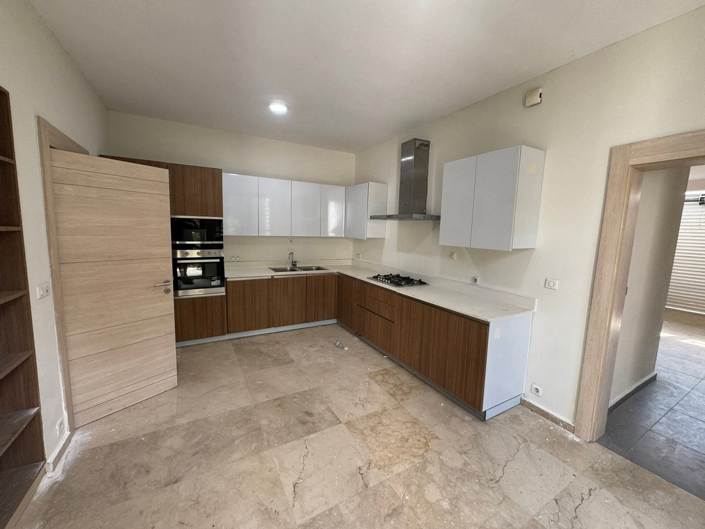 Duplex 6 Pièces avec Jardin & Piscine – Riviera 4 M’Badon