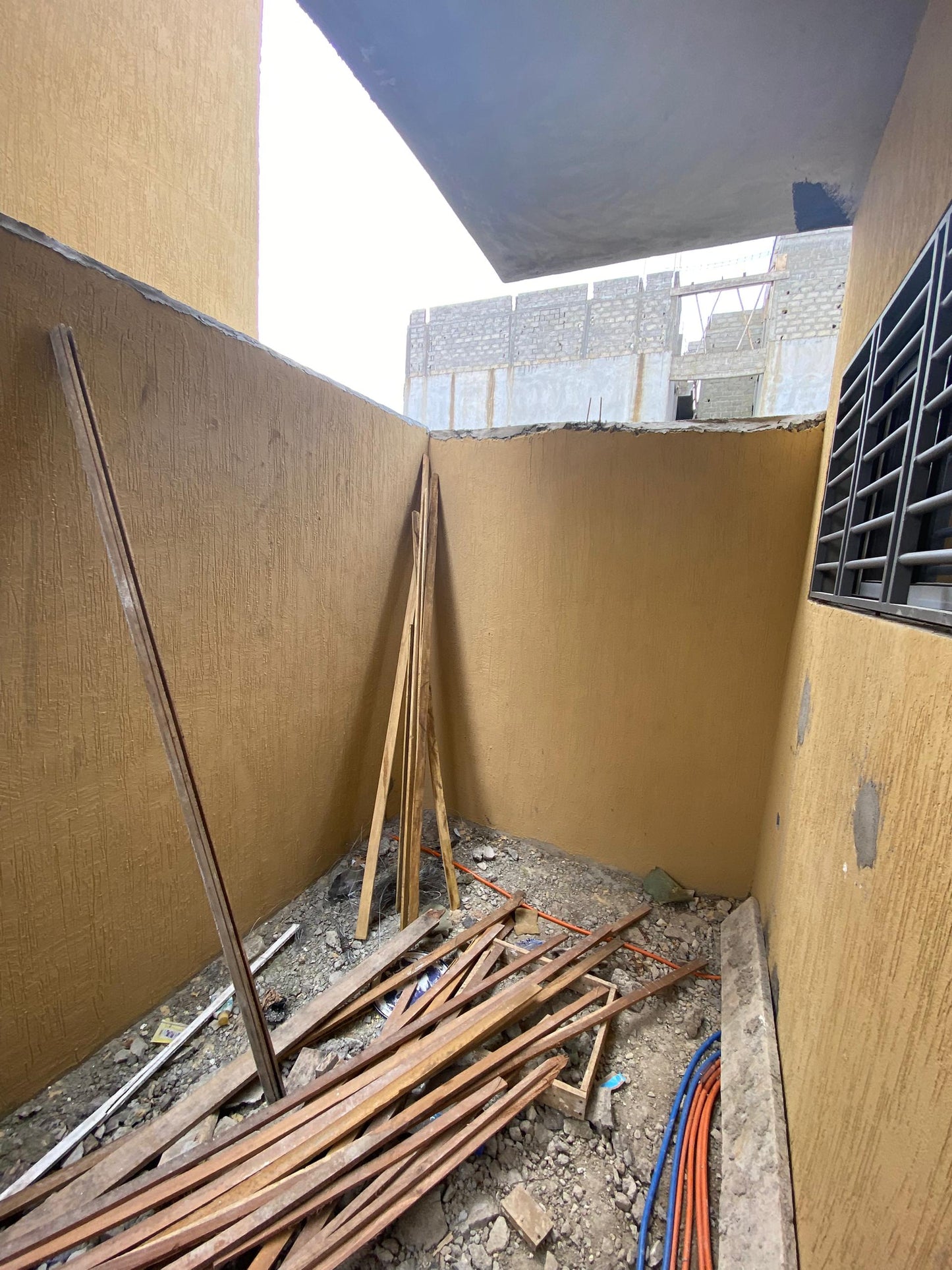 Villa Duplex 5 Pièces moderne – Angré Nouveau CHU