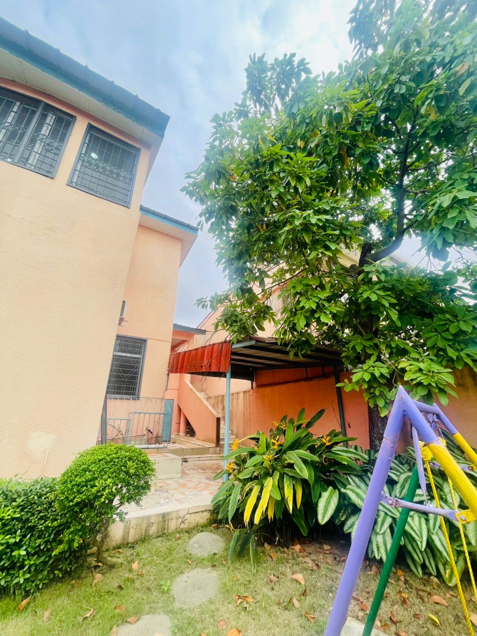 Villa Duplex 7 Pièces à Louer - Cocody Cité Rosier Programme 5