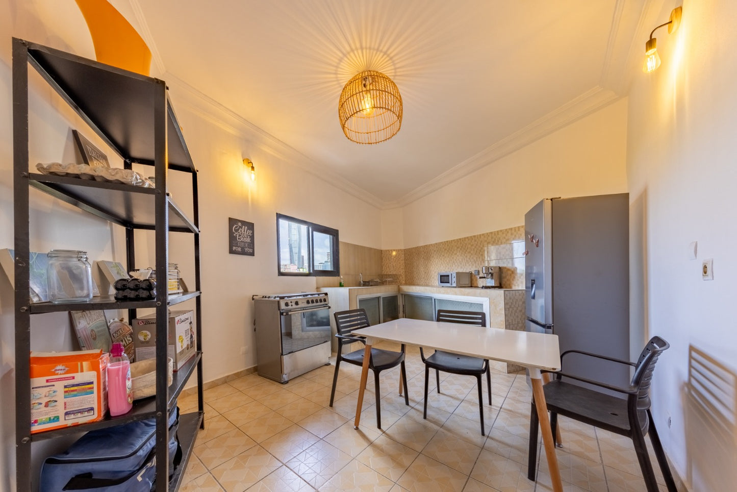 Appartement 3 Pièces Meublé avec Vue Panoramique à Danga