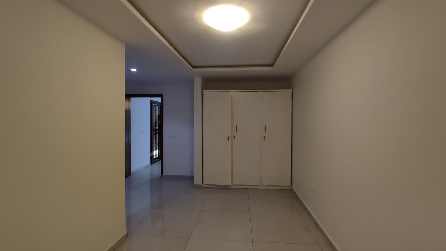 Villa Duplex de Haut Standing à Louer à M'Badon - Carrefour AKWABA
