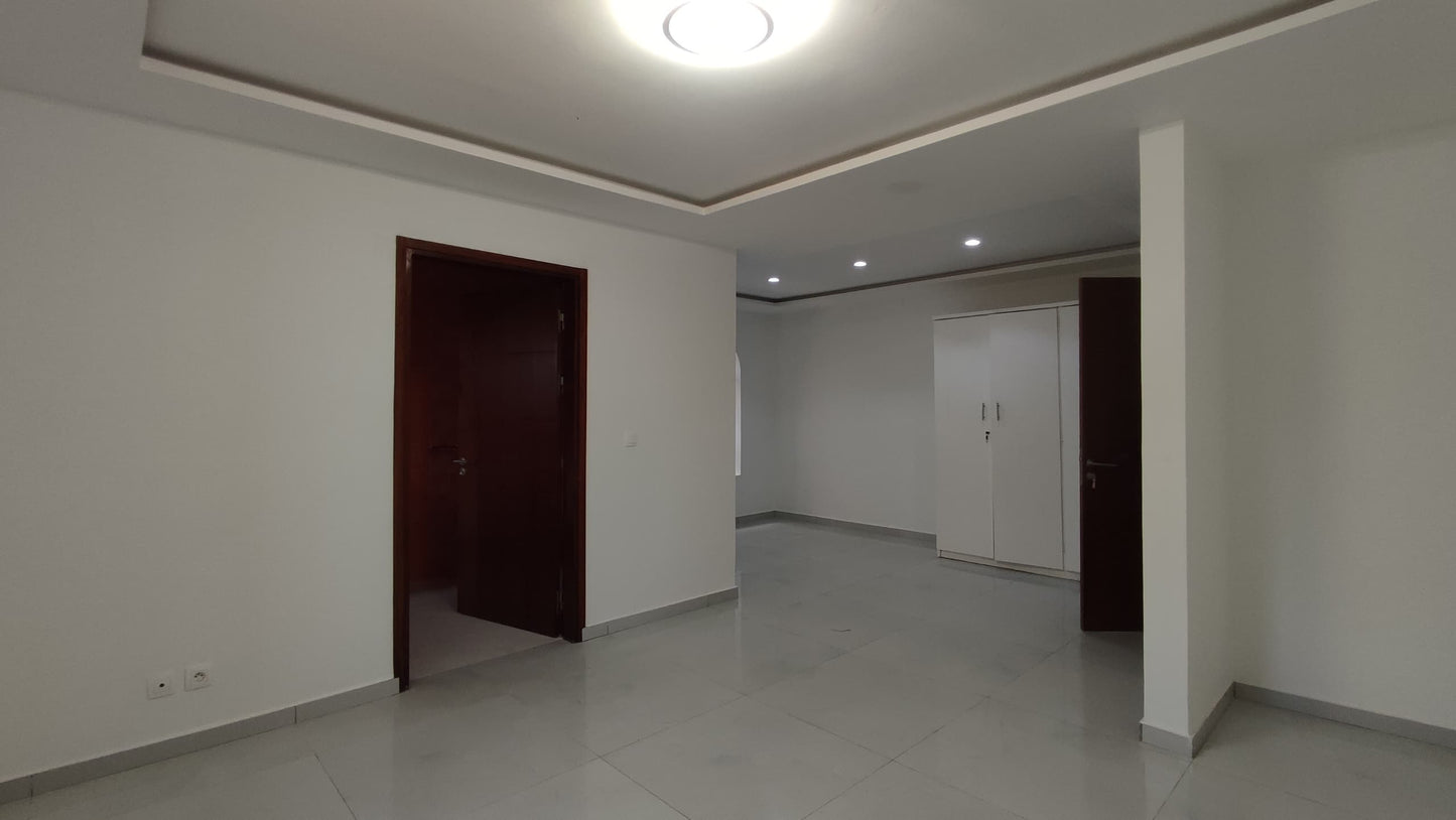 Appartement haut standing 4 pièces à Beverly Hills