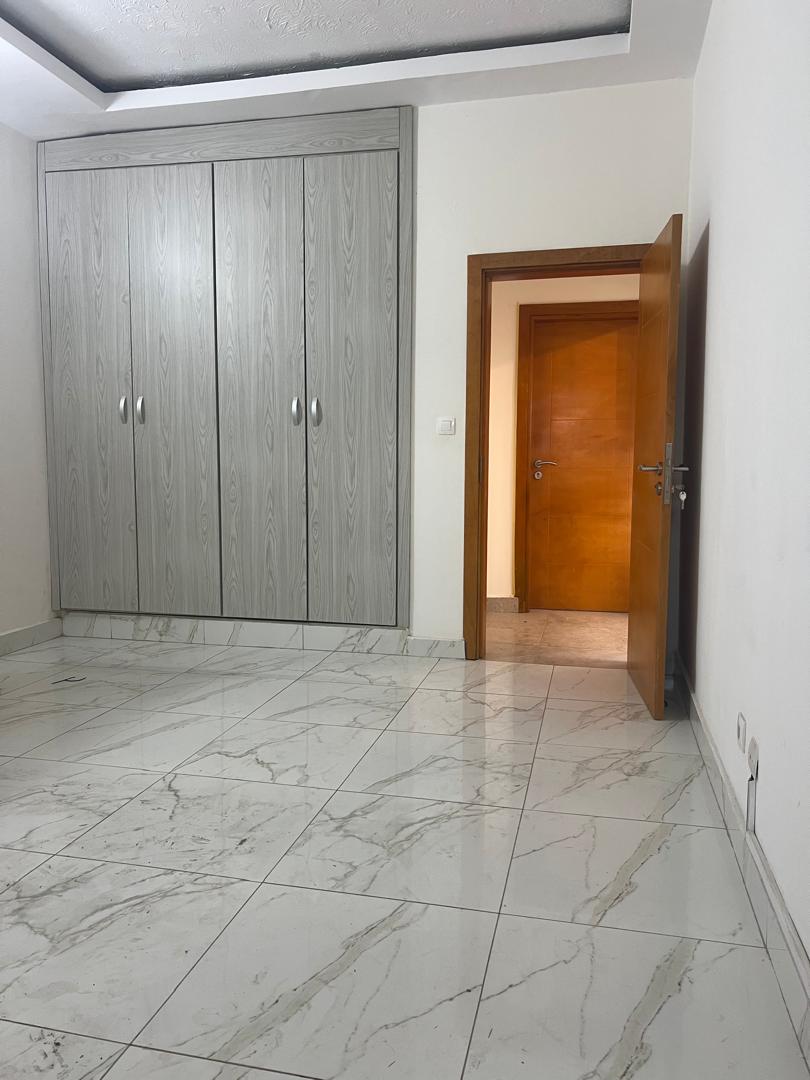 Appartement 3 Pièces avec Ascenseur – Riviera 2 Cocody