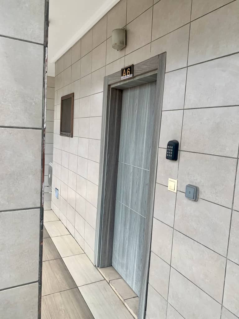 Appartement 3 Pièces avec Balcon – Riviera 2 Cocody
