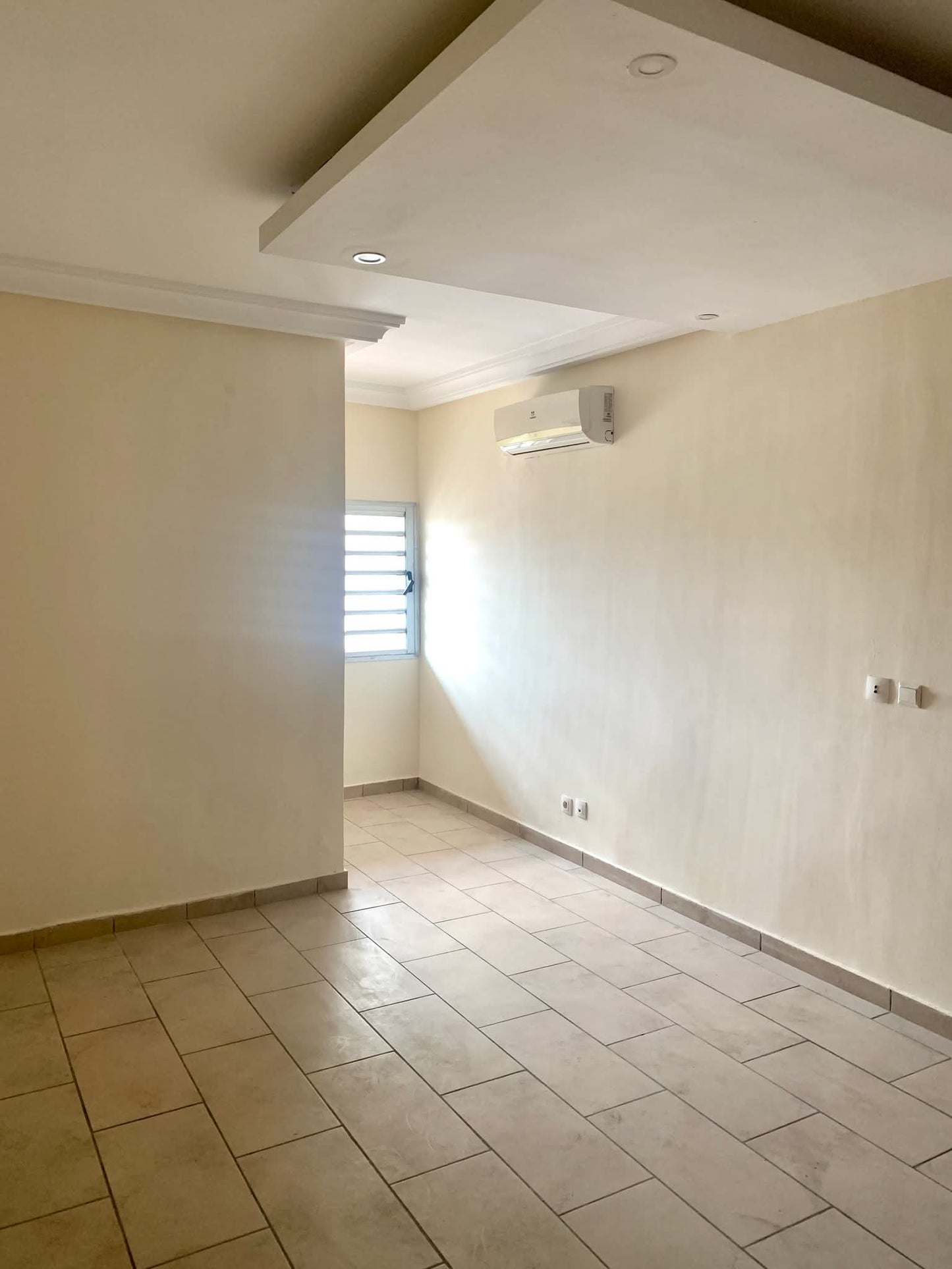 Appartement 3 Pièces avec Balcon – Riviera 2 Cocody