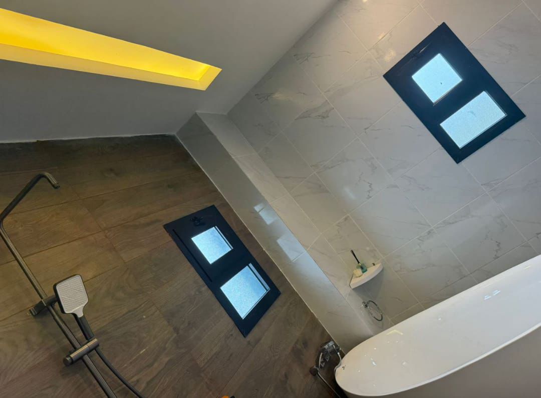 VILLA TRIPLEX À VENDRE – BINGERVILLE PALAIS