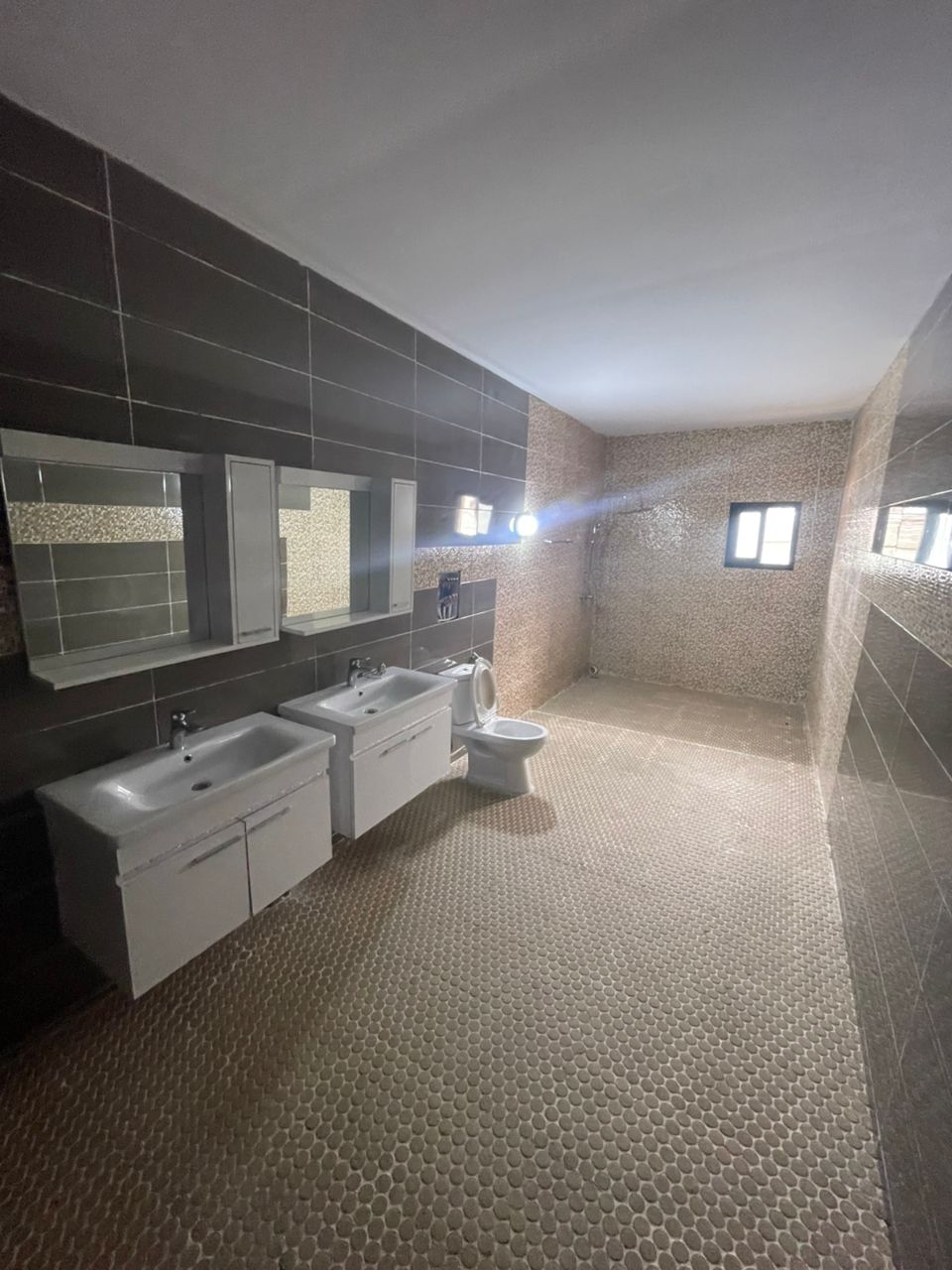 Bel Appartement 4 Pièces en Cité Sécurisée – Cocody Riviera 3