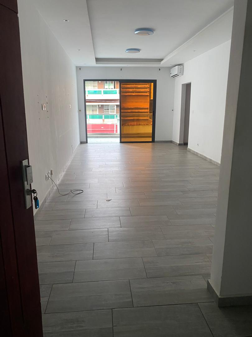 Appartement 3 pièces moderne avec climatisation – Angré 8e Tranche