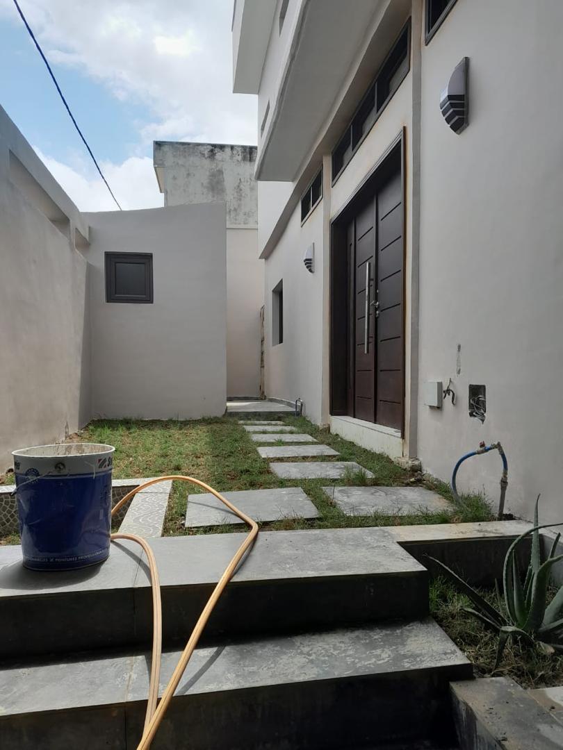 Villa duplex 11 pièces haut standing avec piscine – Cocody Riviera 3 Synacaci