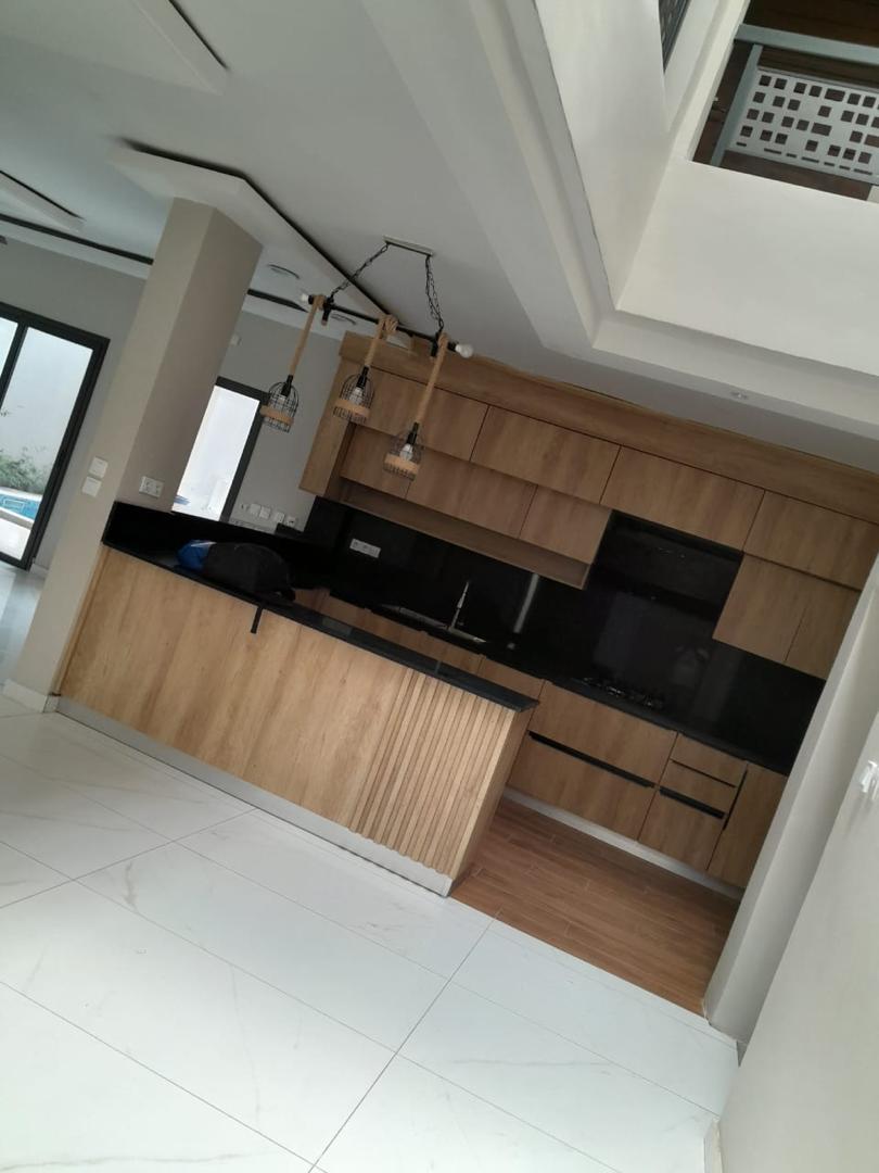 Villa duplex 11 pièces haut standing avec piscine – Cocody Riviera 3 Synacaci