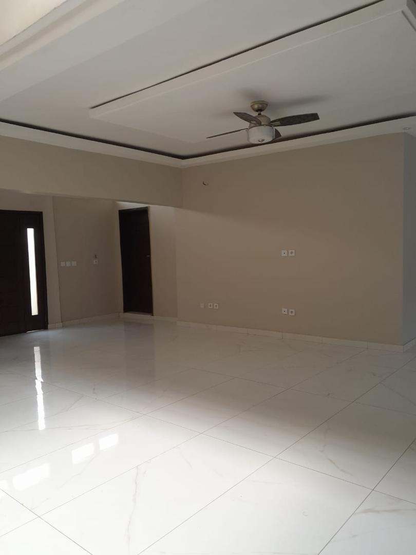 Villa duplex 11 pièces haut standing avec piscine – Cocody Riviera 3 Synacaci