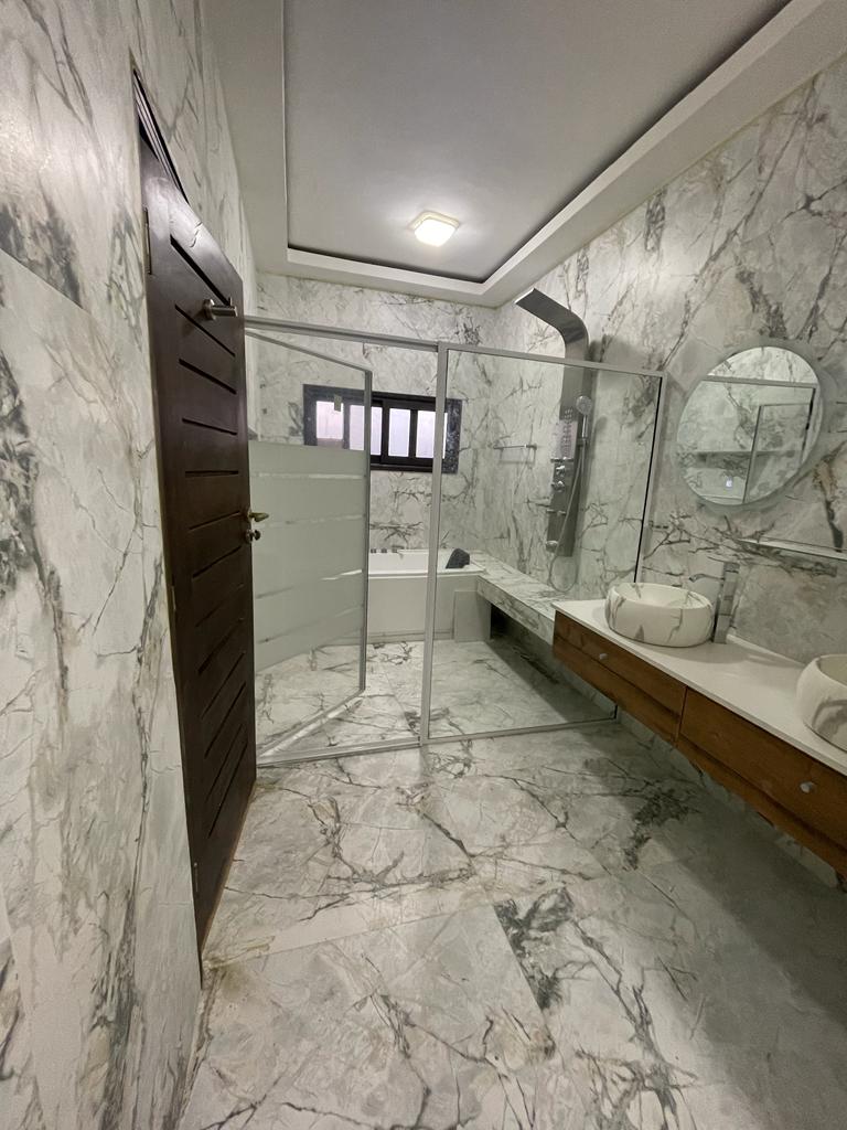 Villa duplex 11 pièces haut standing avec piscine – Cocody Riviera 3 Synacaci