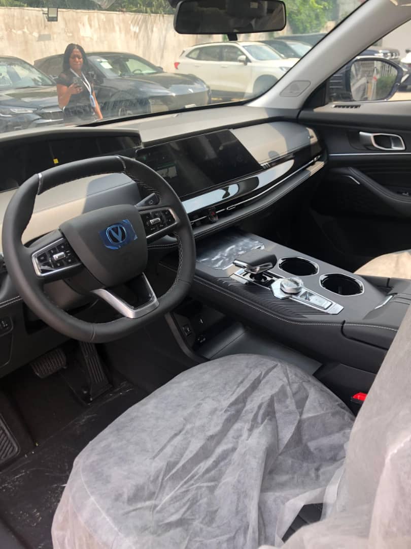 EXEED YAOGUANG X7 – SUV Premium 2023 (261 Ch, 4x4, Essence)