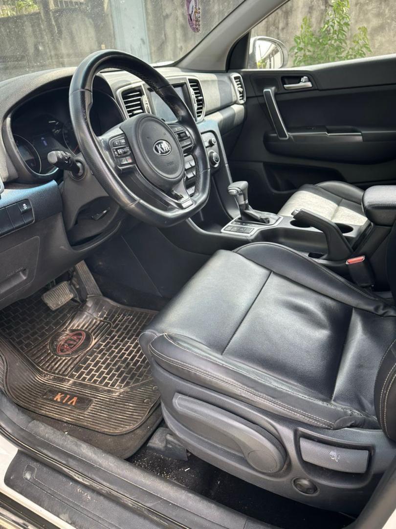 KIA Sportage EX 2018 — Diesel, Boîte Auto, Cuir, Start, Climatisé (Angré)