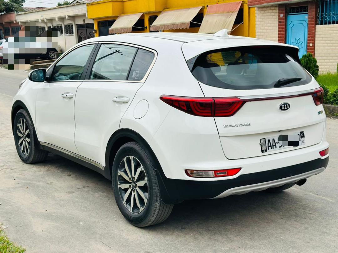 KIA Sportage EX 2018 — Diesel, Boîte Auto, Cuir, Start, Climatisé (Angré)