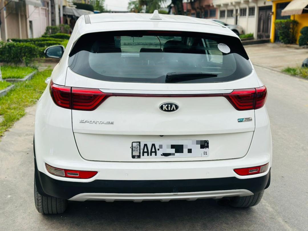 KIA Sportage EX 2018 — Diesel, Boîte Auto, Cuir, Start, Climatisé (Angré)