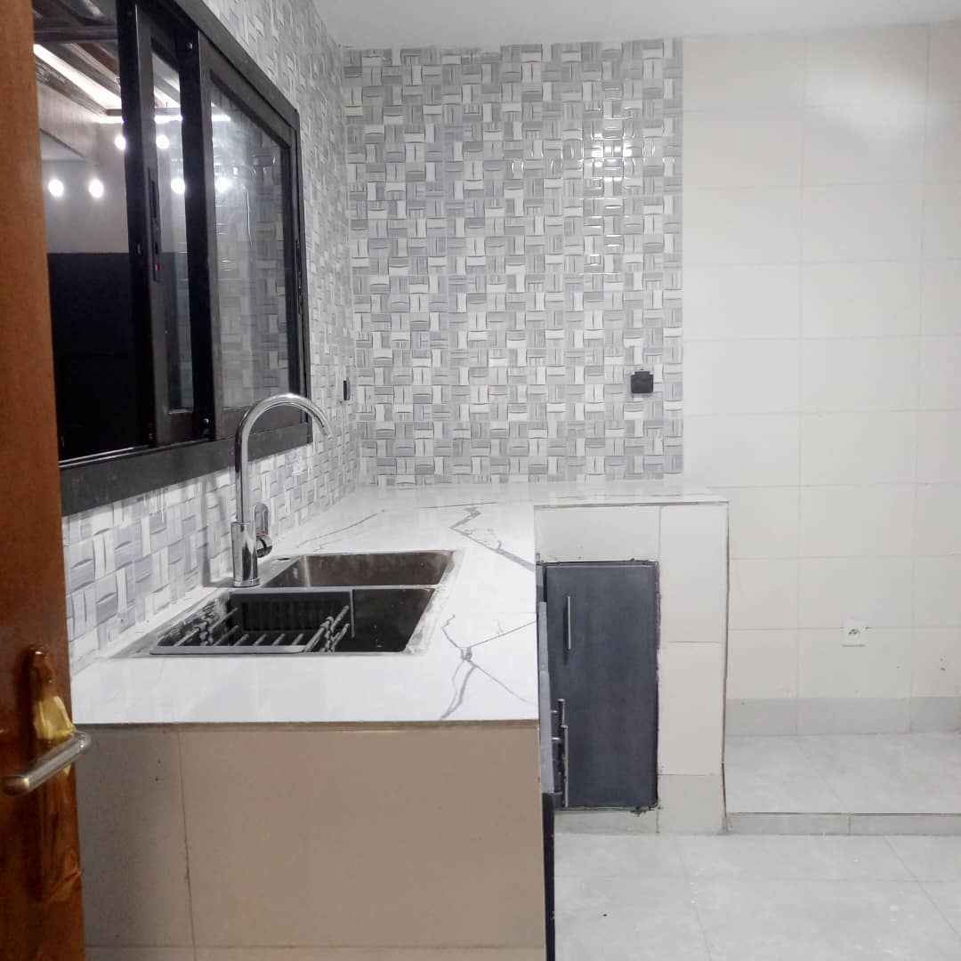 Villa Basse en Vente – Cocody Centre Mermoz