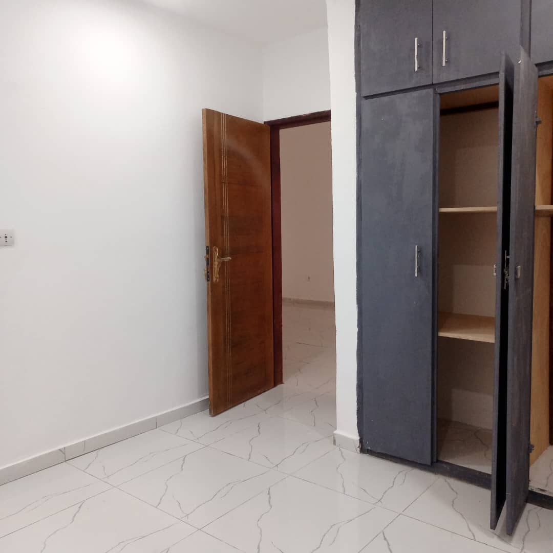 Villa Basse en Vente – Cocody Centre Mermoz