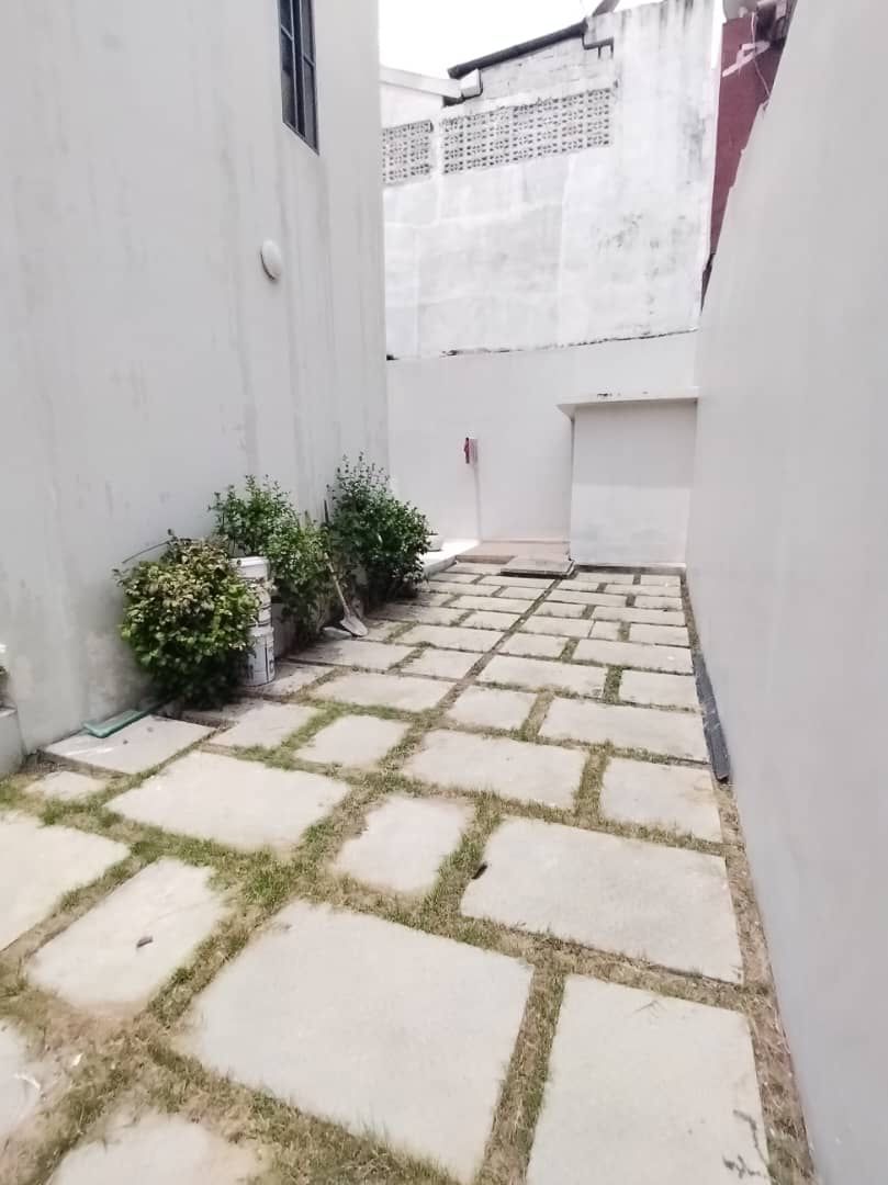 Duplex 4 Pièces à Louer – Riviera Bonoumin (Cité Oscarines 3)