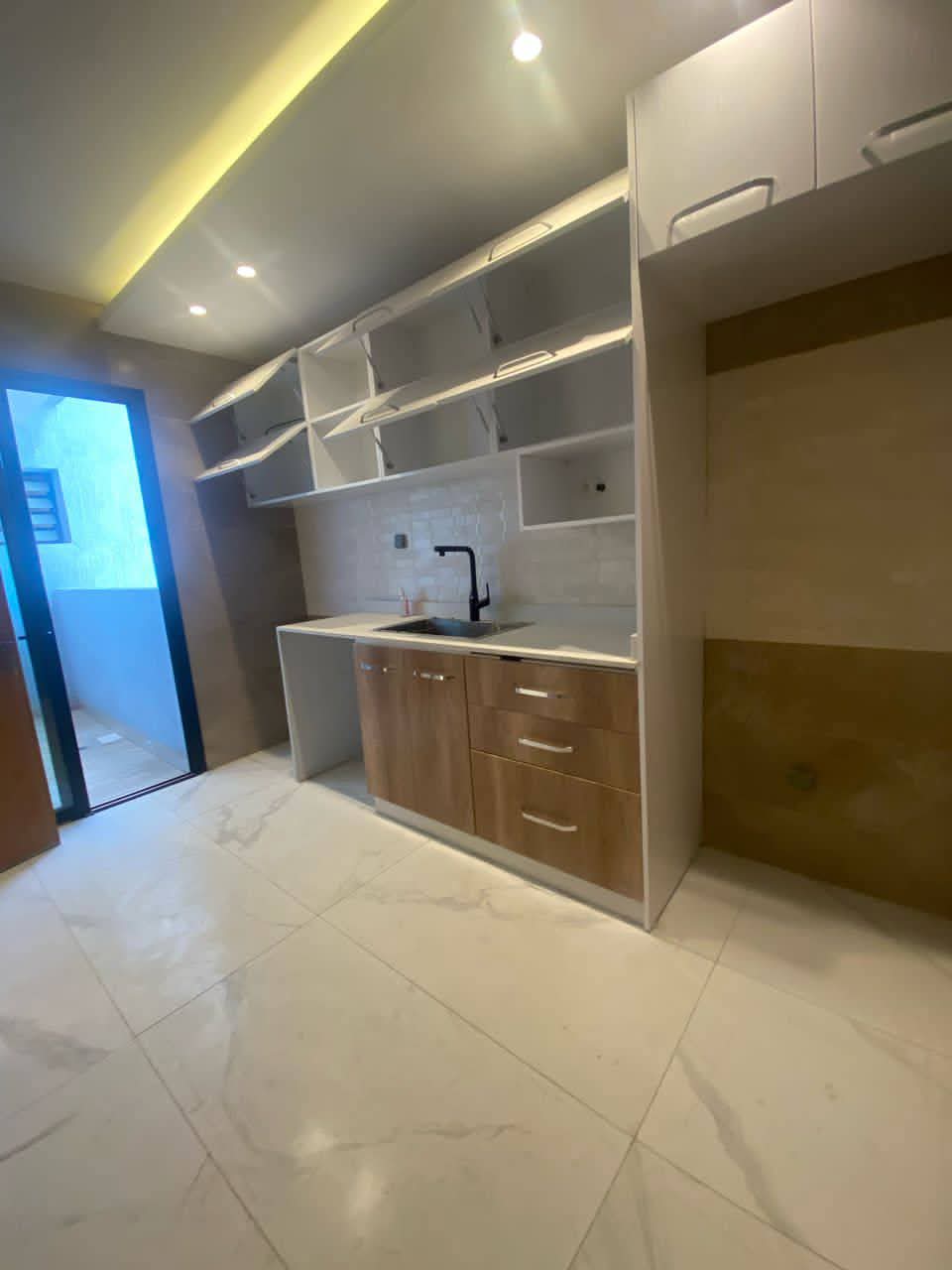 Appartements Neufs 5 Pièces – 4 Chambres Autonomes, Piscine, Salle de Sport & Parking Souterrain – Cocody Riviera 4 M’Badon