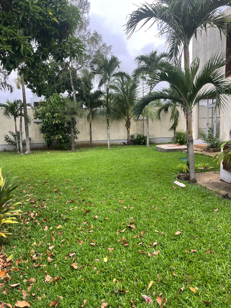 À Louer – Duplex 8 Pièces – Riviera Golf 4 (Beverly)