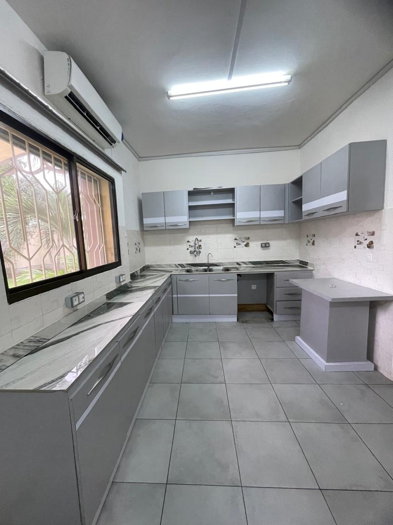 À Louer – Duplex 8 Pièces – Riviera Golf 4 (Beverly)