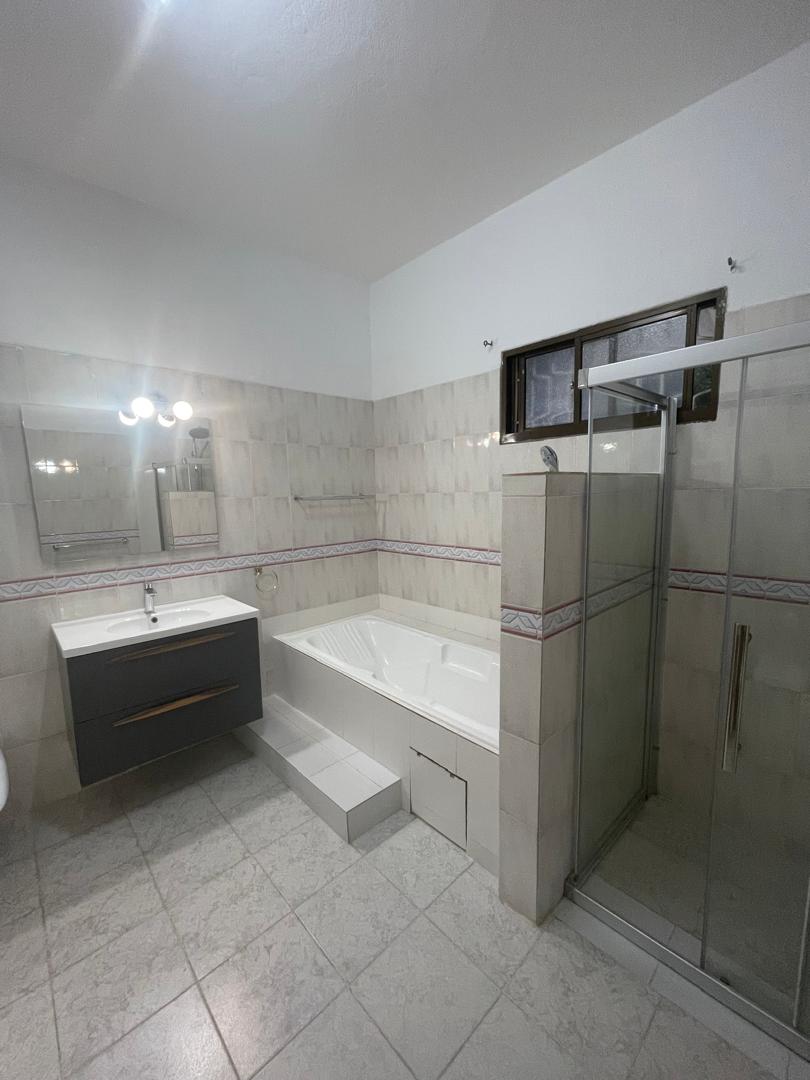 À Louer – Duplex 8 Pièces – Riviera Golf 4 (Beverly)