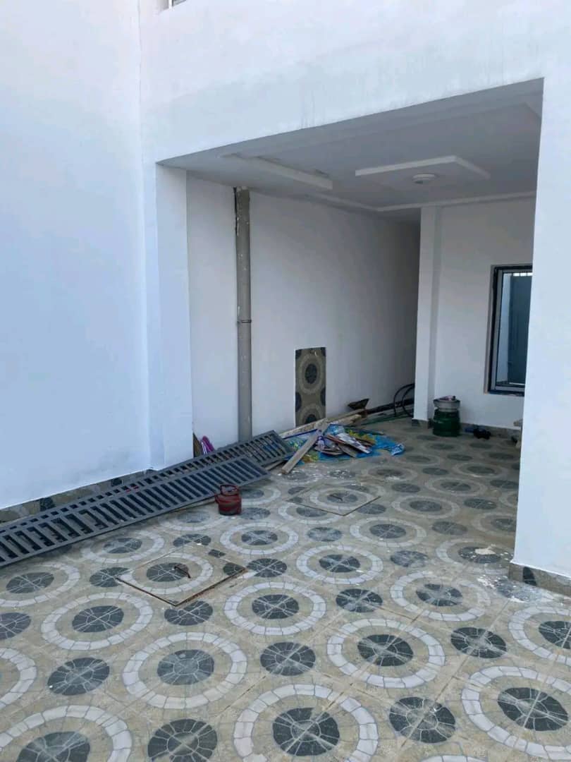 Villa Duplex Moderne 5 Pièces – Cocody Angré 10ᵉ Tranche